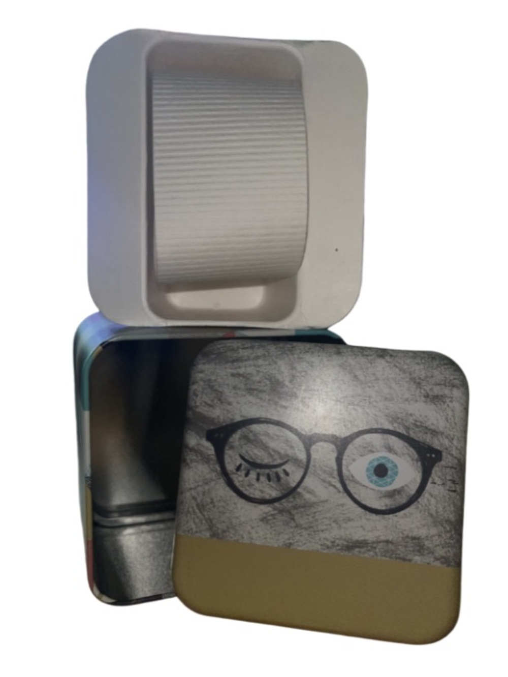 Fossil Collectible
Empty Watch Tin Box Colorful
Geometric Glasses Graphic